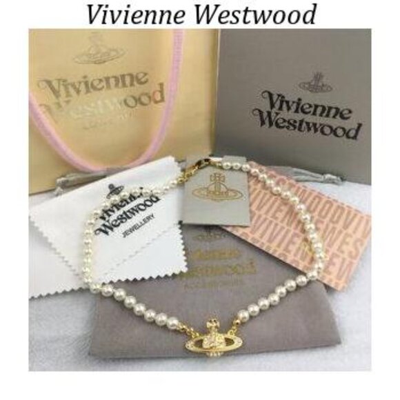 Vivienne Westwood Lucrece Earrings - Picture 2 of 5